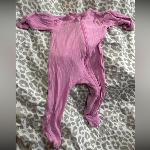 Kyte baby footie 0-3 months EUC - Picture 1 of 1